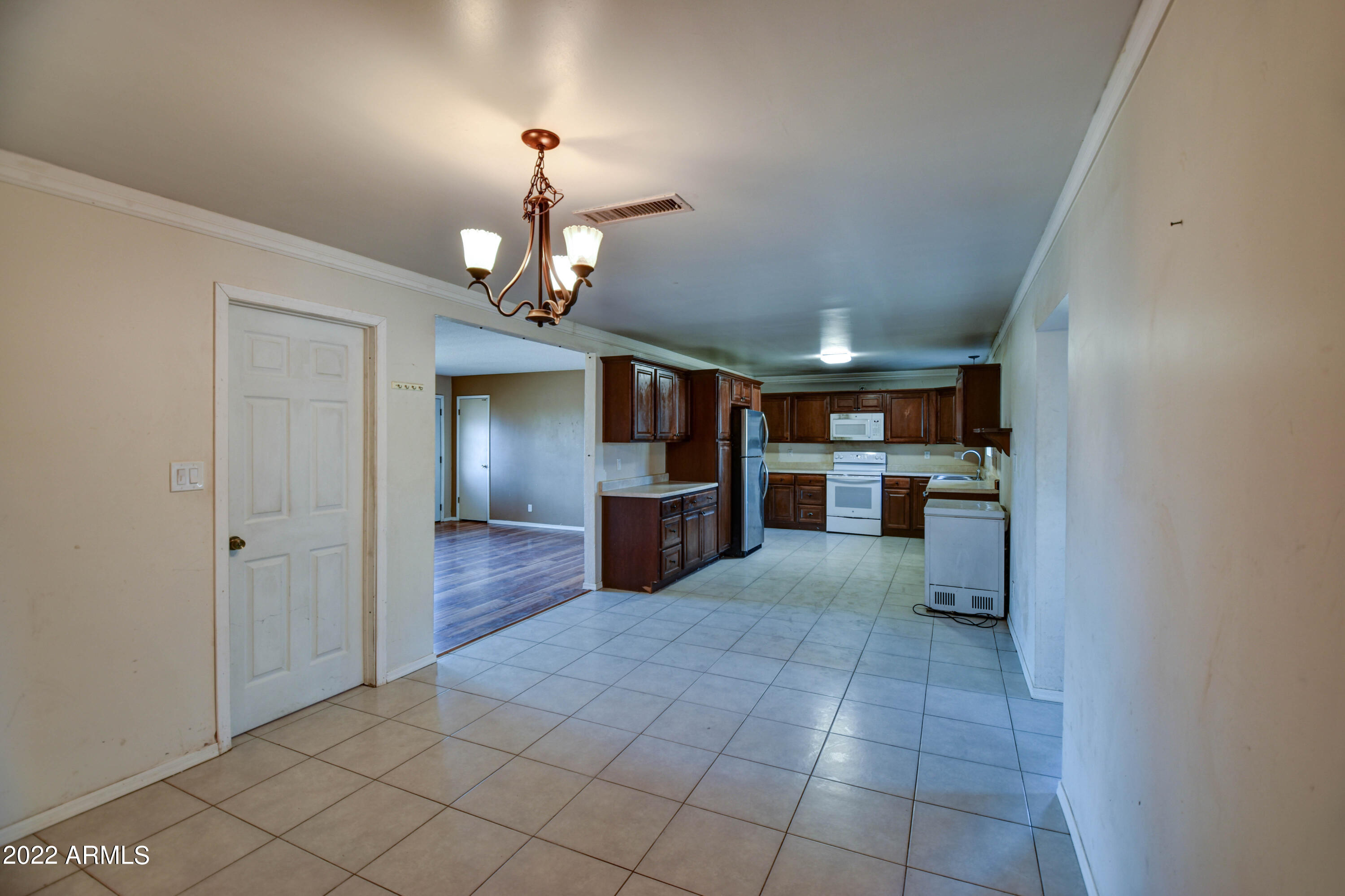 1533 West 7th Street Tempe, AZ 85281 - Photo 21 of 38 Dining Area 1