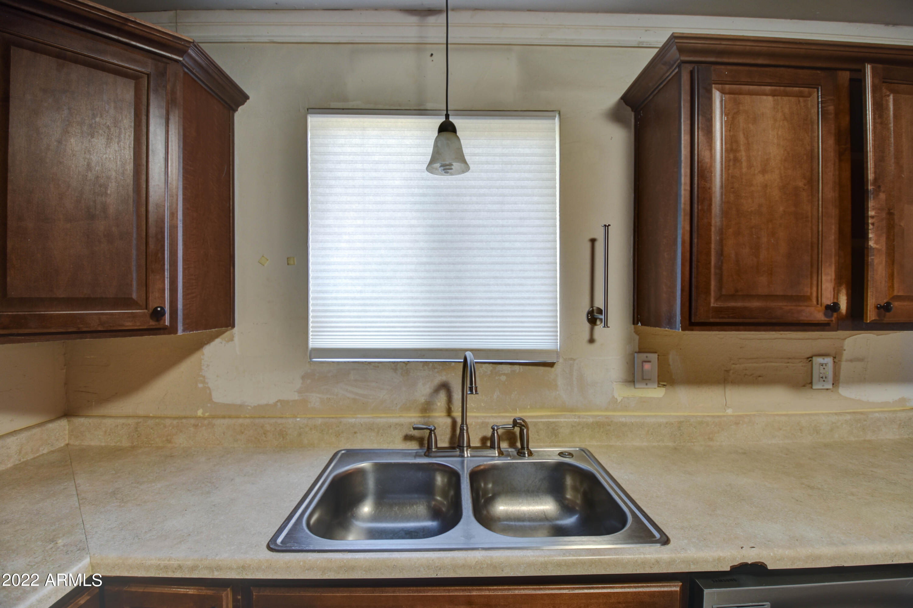 1533 West 7th Street Tempe, AZ 85281 - Photo 28 of 38 Kitchen 5