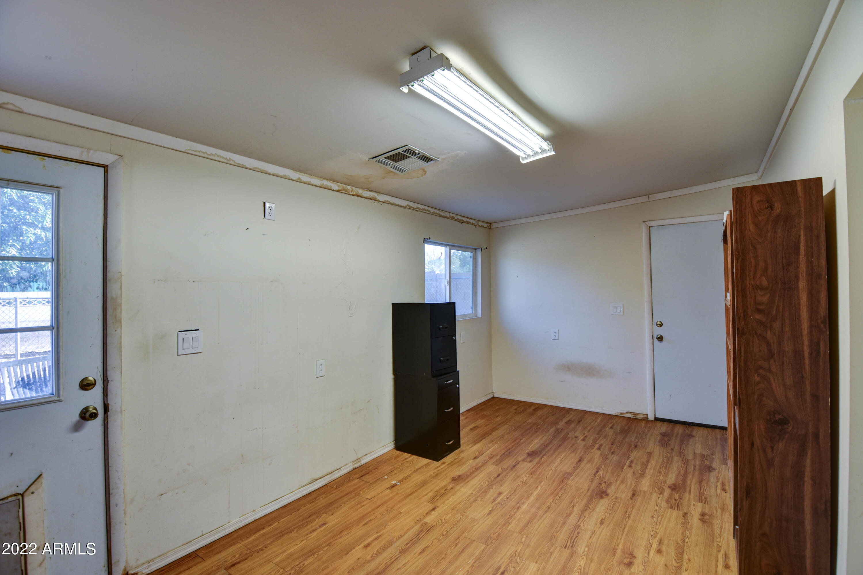 1533 West 7th Street Tempe, AZ 85281 - Photo 32 of 38 Office 2