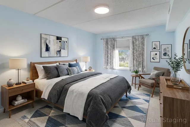 $549,000 | 3940 West Bryn Mawr Avenue, Unit 310, Chicago, IL 60646