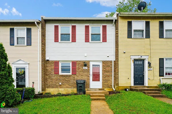 $2,100 | 4617 Whitaker Place, Woodbridge, VA 22193