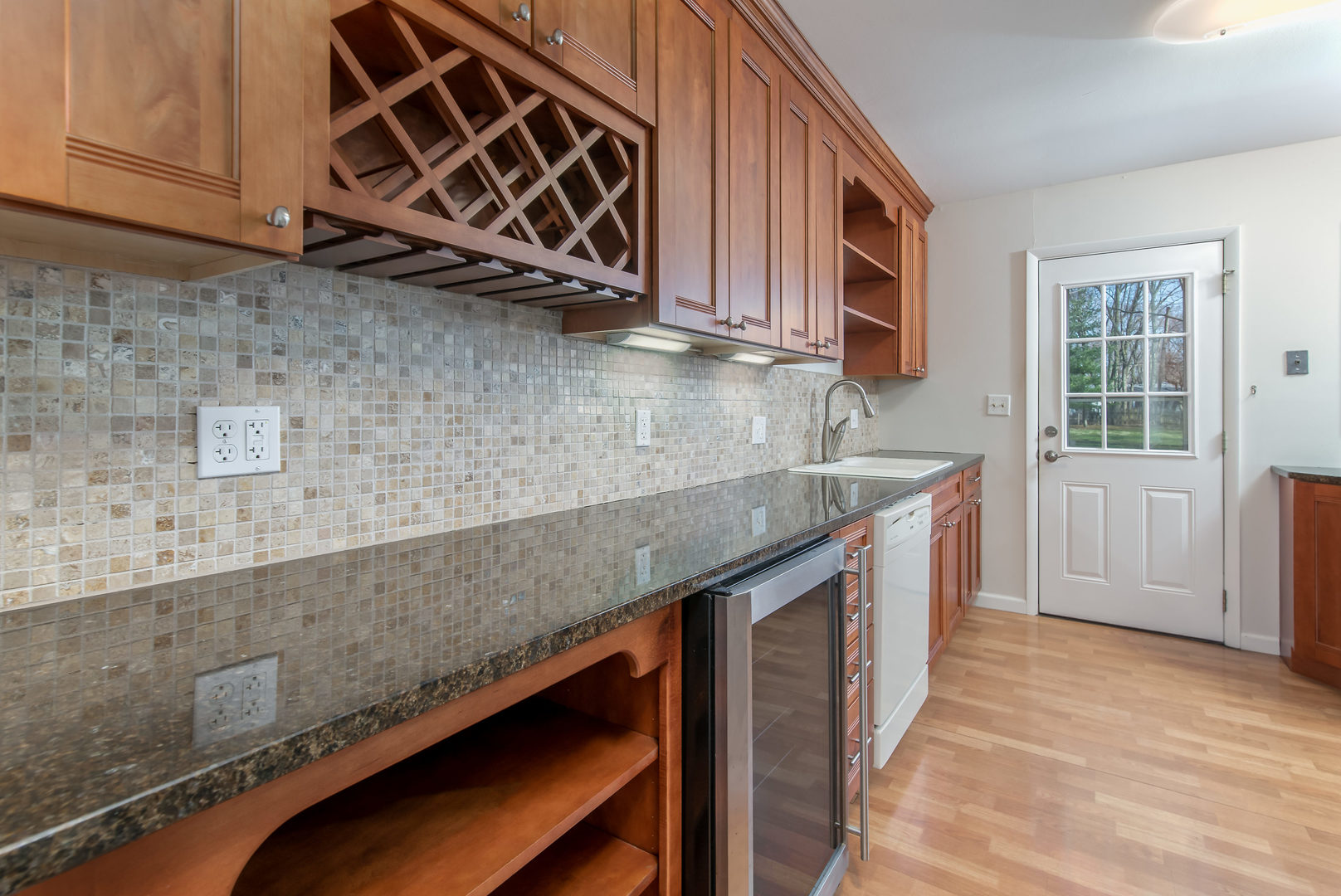 419 Thoria Road Batavia, IL 60510 - Photo 10 of 24