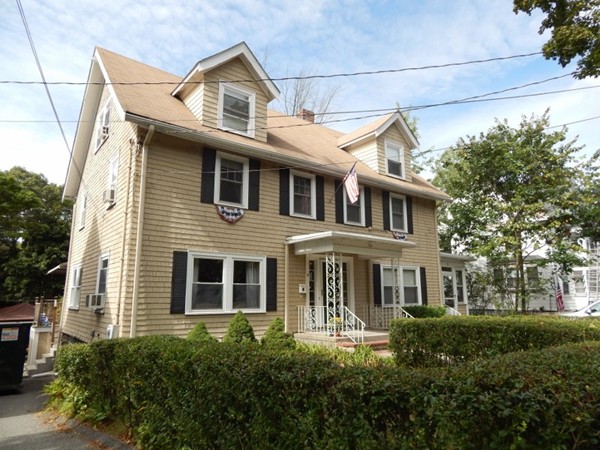50-52 Renwick Road Wakefield, MA 01880 - Photo 1 of 25 Gallery Image 1