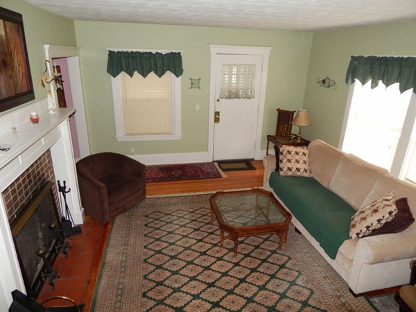 50-52 Renwick Road Wakefield, MA 01880 - Photo 13 of 25 Gallery Image 13