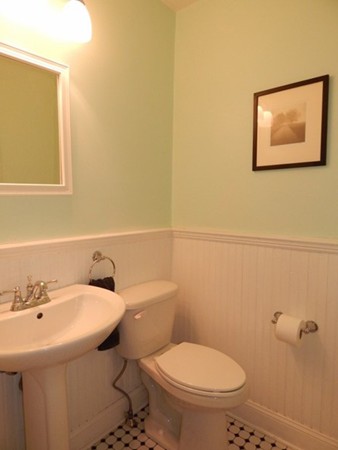 50-52 Renwick Road Wakefield, MA 01880 - Photo 20 of 25 Gallery Image 20