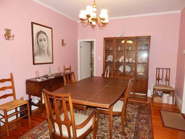 50-52 Renwick Road Wakefield, MA 01880 - Photo 3 of 25 Gallery Image 3