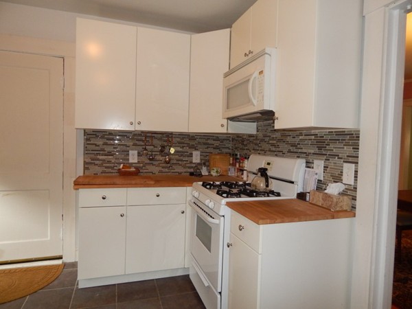 50-52 Renwick Road Wakefield, MA 01880 - Photo 8 of 25 Gallery Image 8