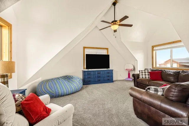 $998,000 | 3436 3350 West, Moore, ID 83255