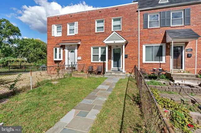 $3,000 | 55 Dale Street, Alexandria, VA 22305