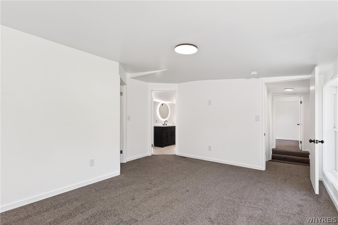 4076 Freeman Road Orchard Park, NY 14127 - Photo 24 of 49