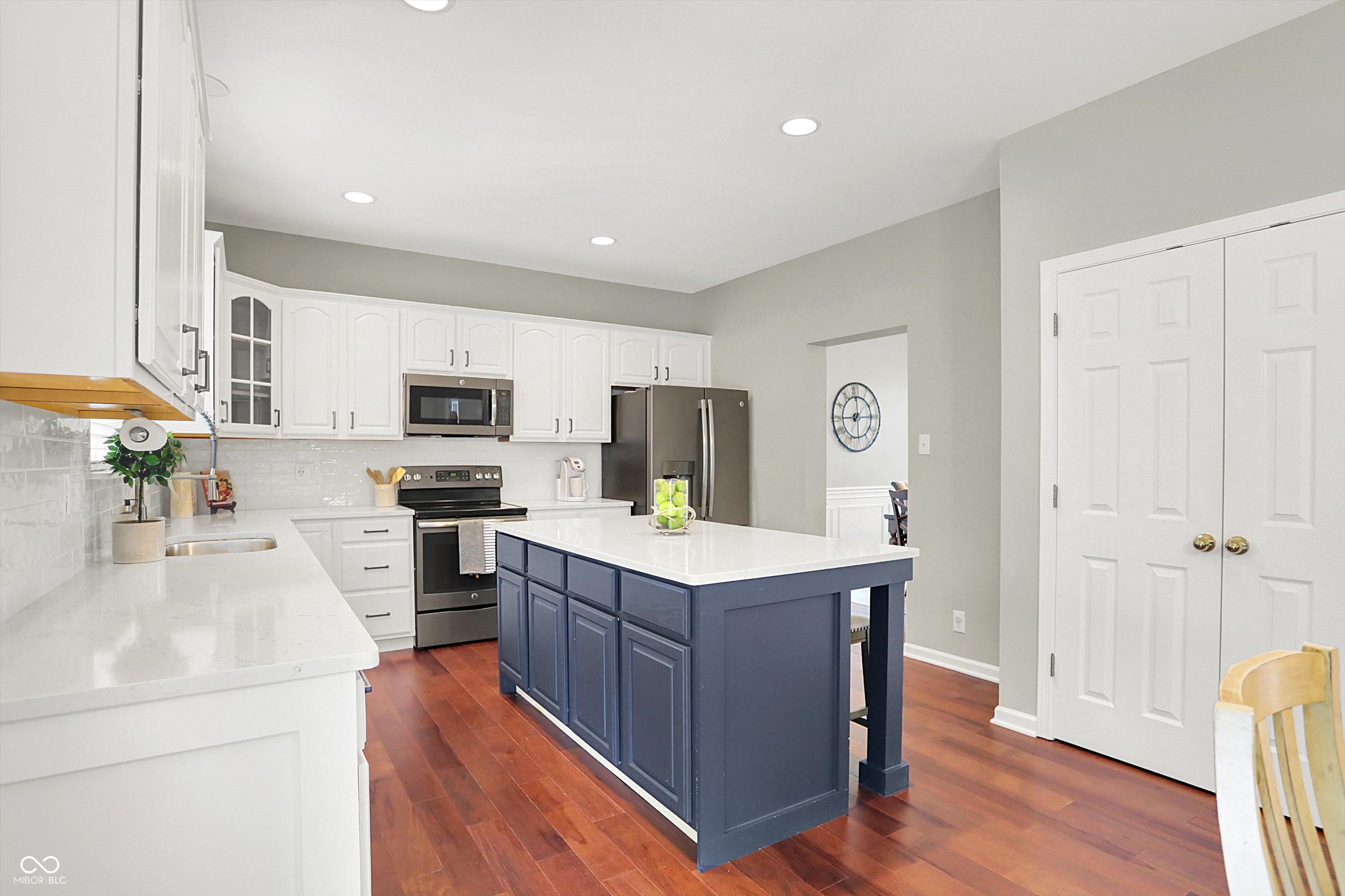 13191 Roma Bend Carmel, IN 46074 - Photo 10 of 44 Gallery Image 10