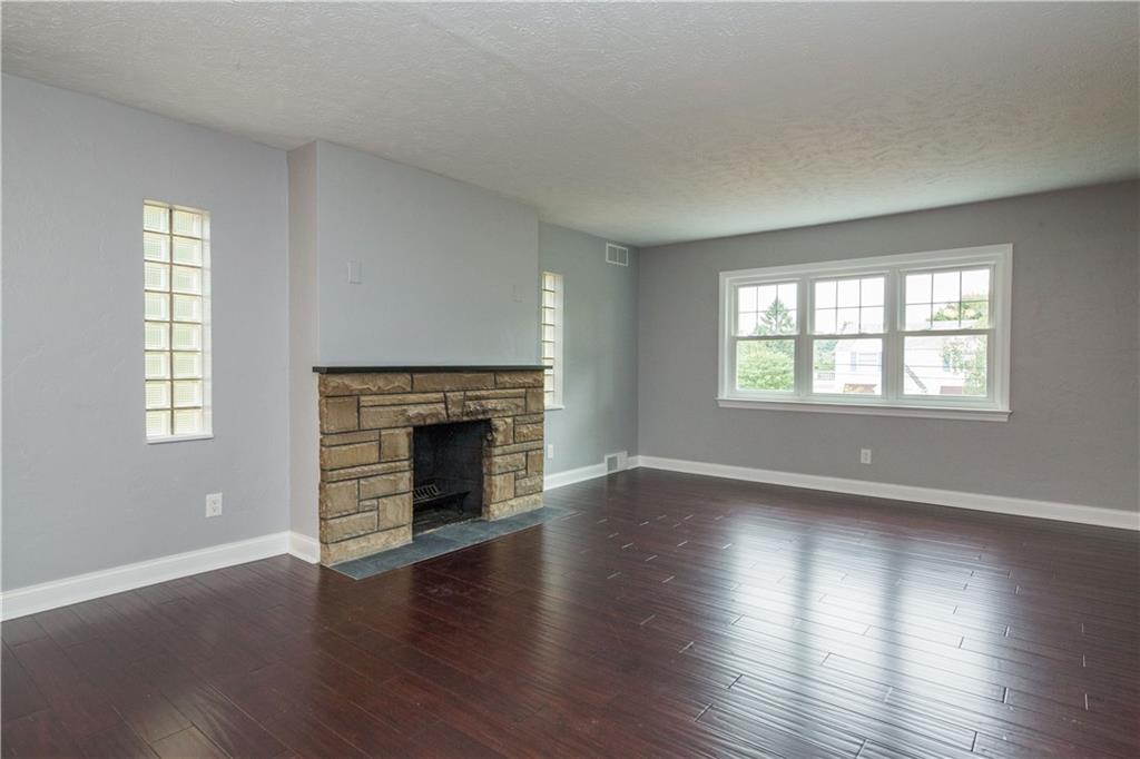 113 Conewanta Road Pittsburgh, PA 15241 - Photo 4 of 25