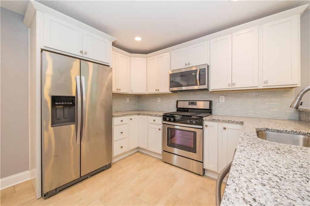 113 Conewanta Road Pittsburgh, PA 15241 - Photo 8 of 25
