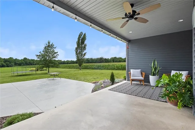 $1,150,000 | 6417 Southwest County Road 10508, Rich Hill, MO 64779