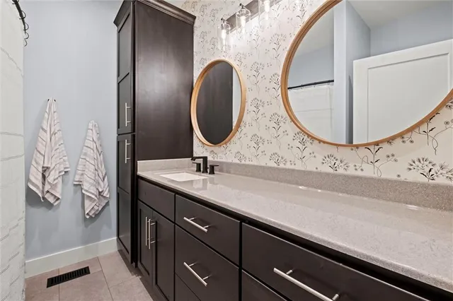 $1,150,000 | 6417 Southwest County Road 10508, Rich Hill, MO 64779