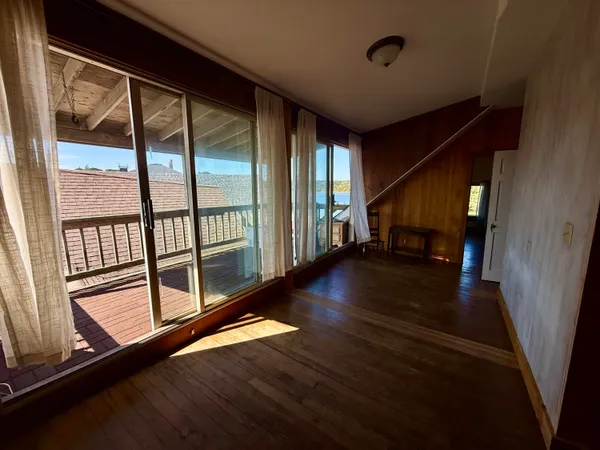 $598,000 | 64 Main Street, Vinalhaven, ME 04863