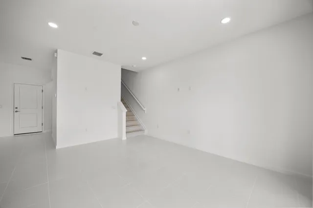 $3,500 | 4520 Longwood Lake Square, Loxahatchee, FL 33470