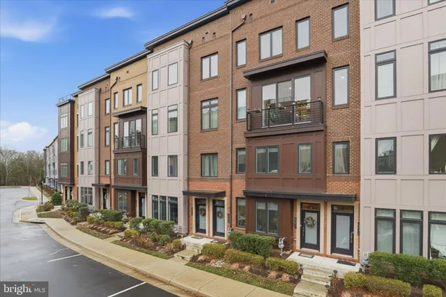 $3,250 | 23571 Waterford Downs Terrace, Ashburn, VA 20148