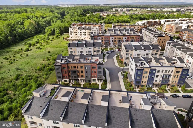 $3,250 | 23571 Waterford Downs Terrace, Ashburn, VA 20148