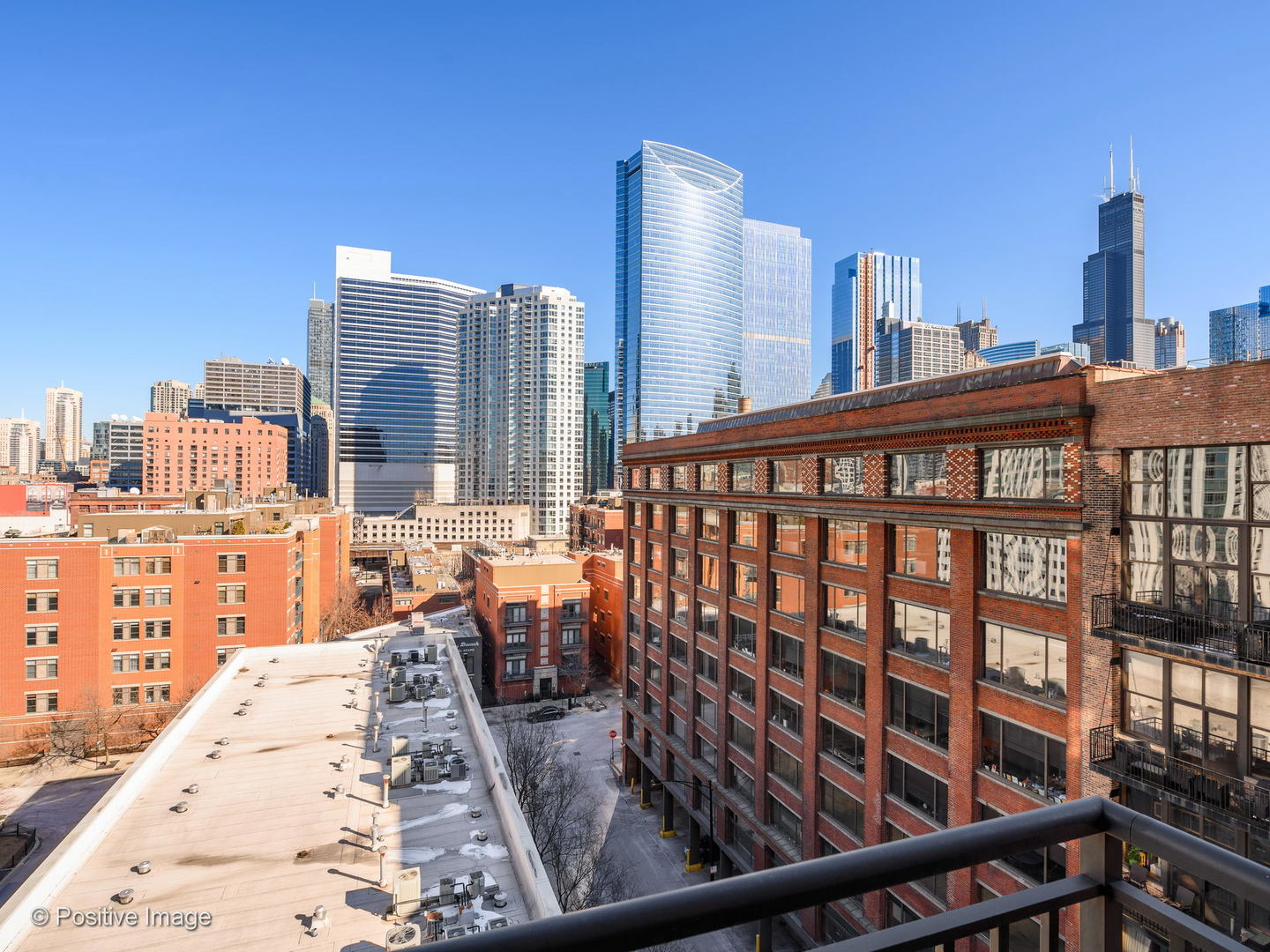 330 North Jefferson Street, Unit 904 Chicago, IL 60661 - Photo 13 of 27 a view of balcony with city view