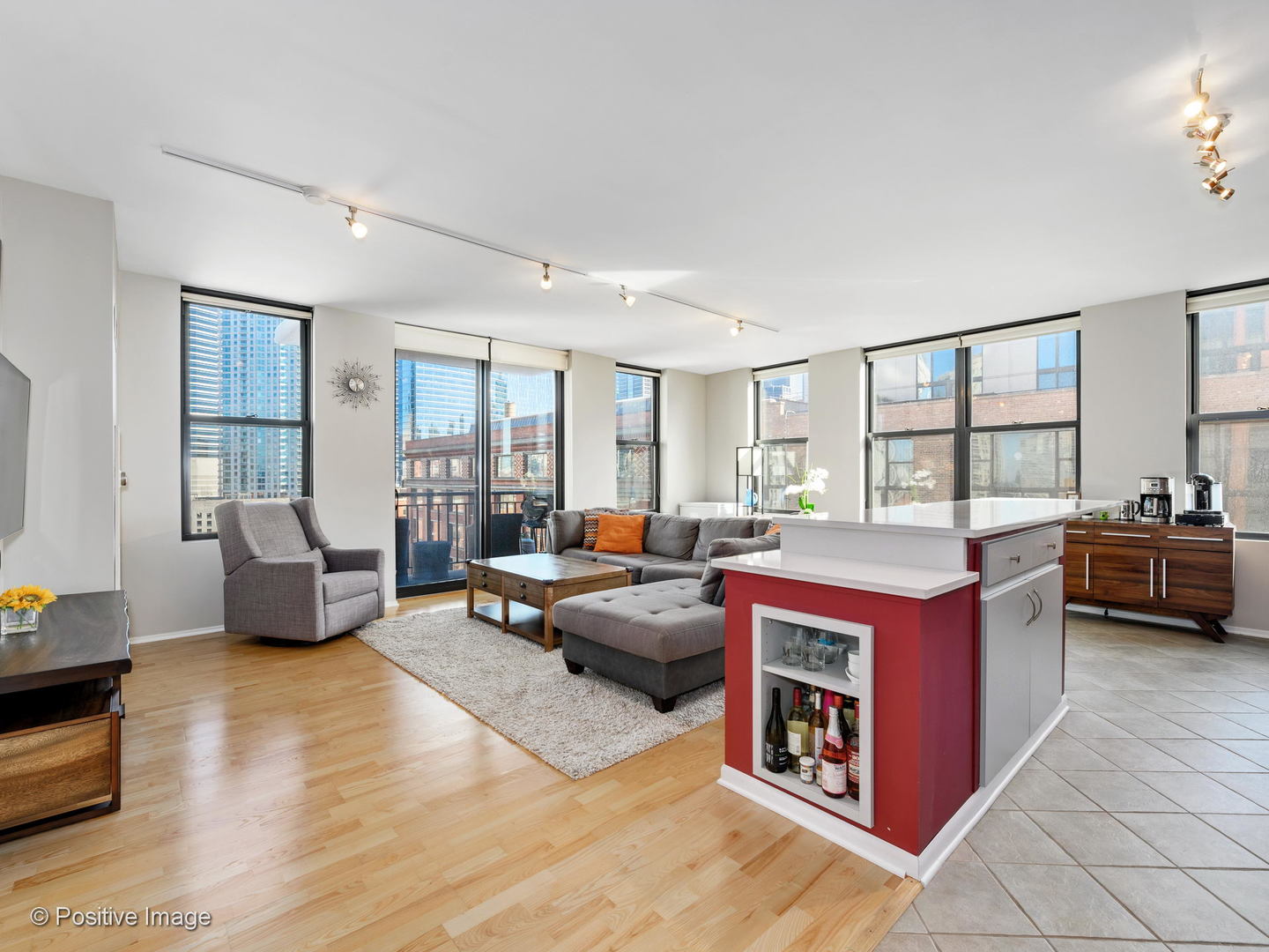 330 North Jefferson Street, Unit 904 Chicago, IL 60661 - Photo 3 of 27 a bedroom with furniture and a large window