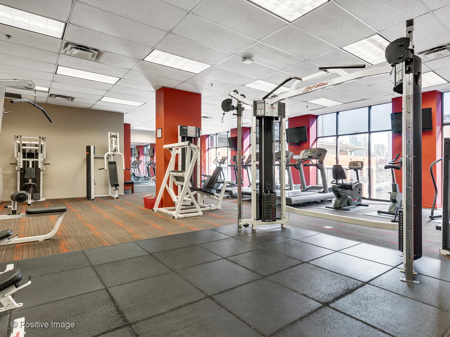 330 North Jefferson Street, Unit 904 Chicago, IL 60661 - Photo 27 of 27 a view of a garage with gym equipment