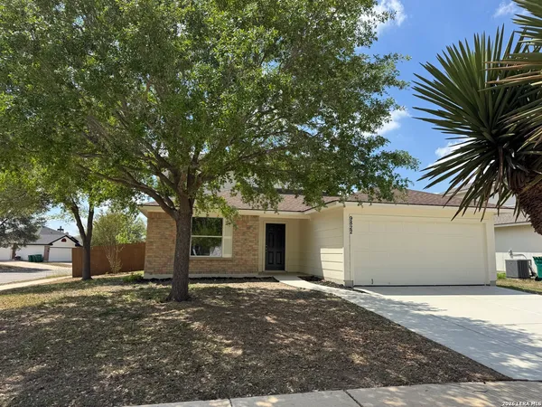 $1,795 | 9822 Autumn Place, Converse, TX 78109
