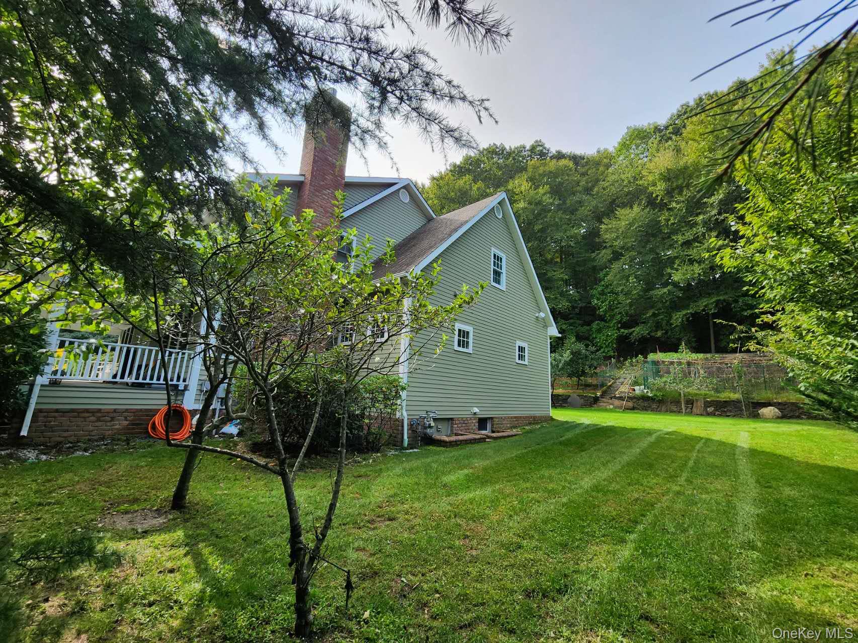 1259 North Country Road Stony Brook, NY 11790 - Photo 3 of 30