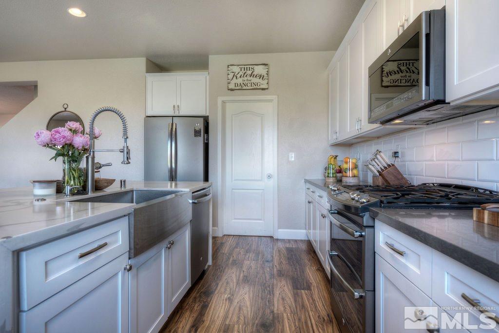 11485 Verazae Drive Reno, NV 89521 - Photo 3 of 16 Photo 3