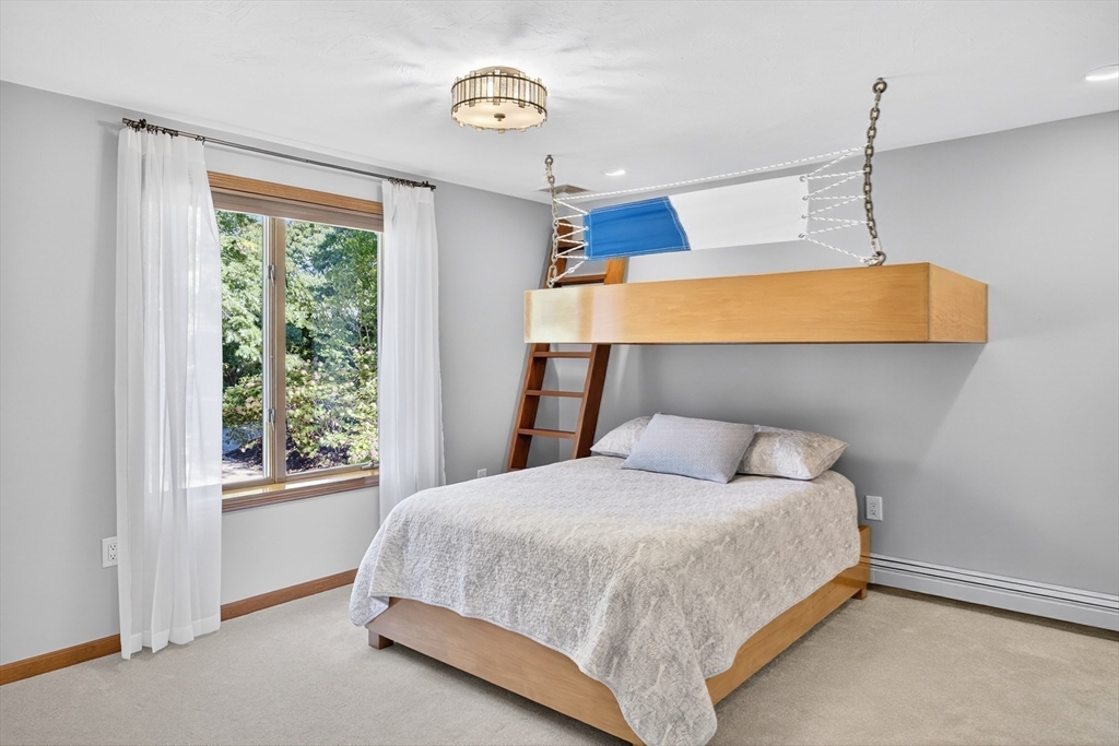 121 Streeter Hill Road Falmouth, MA 02556 - Photo 18 of 40