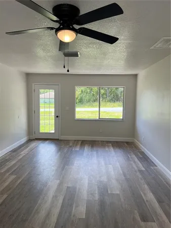 $1,750 | 11031 Spoonbill Road, Weeki Wachee, FL 34613