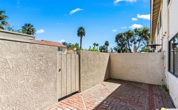 $3,500 | 6134 Arroyo Road, Unit 6, Palm Springs, CA 92264