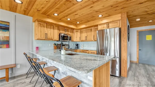 $285,000 | 184 Lone Oak Point, Unit 6, Sunrise Beach, MO 65079