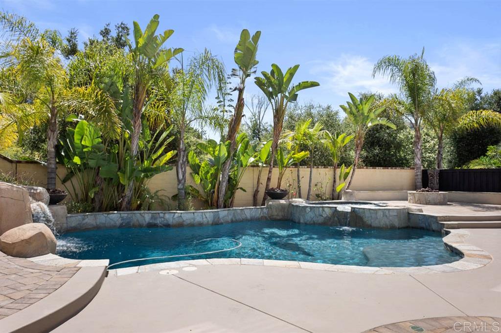 2458 Mica Road Carlsbad, CA 92009 - Photo 22 of 23 Gallery Image 22