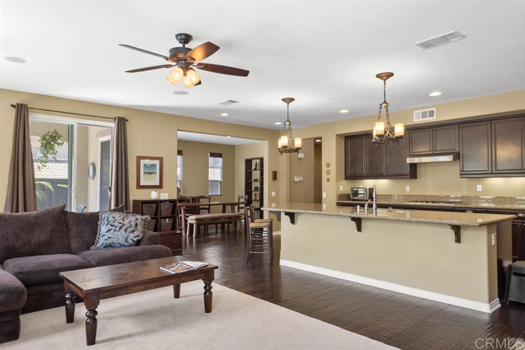 2458 Mica Road Carlsbad, CA 92009 - Photo 5 of 23 Gallery Image 5