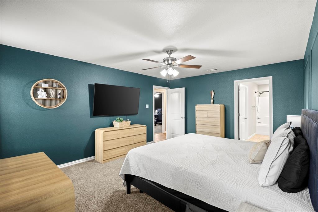 300 Lipscomb Street Cleburne, TX 76031 - Photo 18 of 32