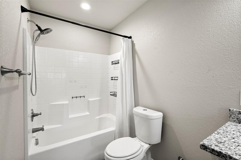 300 Lipscomb Street Cleburne, TX 76031 - Photo 23 of 32