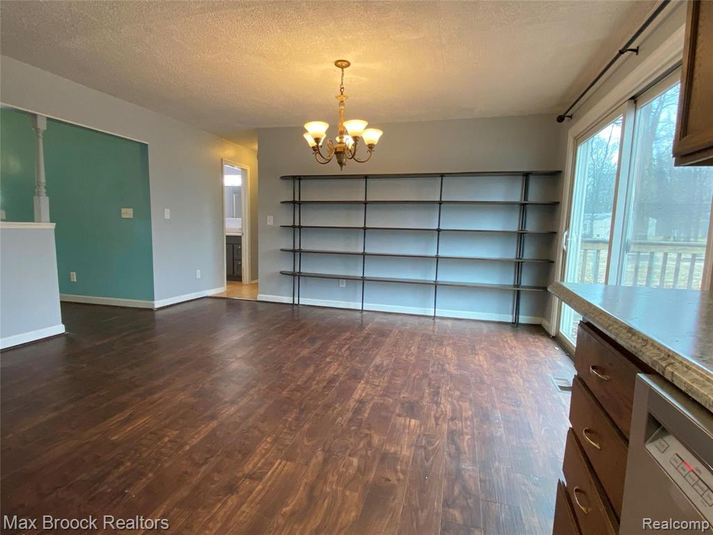2495 Frankson Avenue Rochester Hills, MI 48307 - Photo 6 of 22