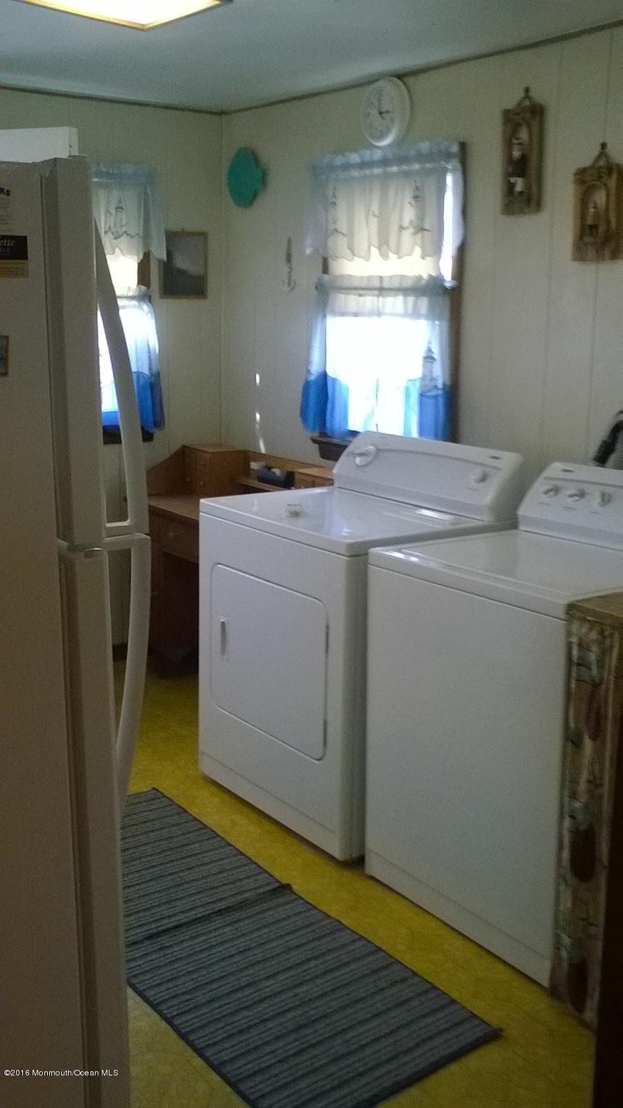 13 West Rutherford Lane Lavallette, NJ 08735 - Photo 26 of 33 machine3