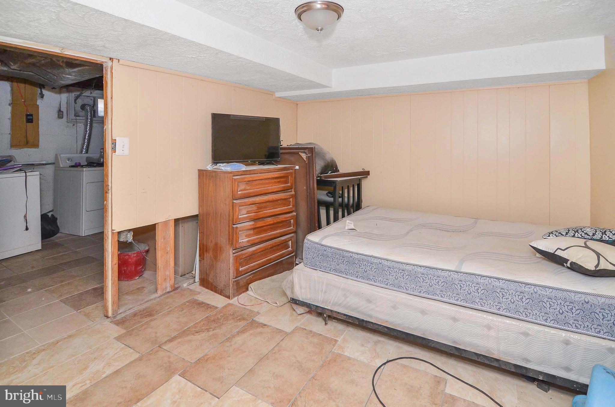 304 Grove Park Road Brooklyn, MD 21225 - Photo 11 of 16