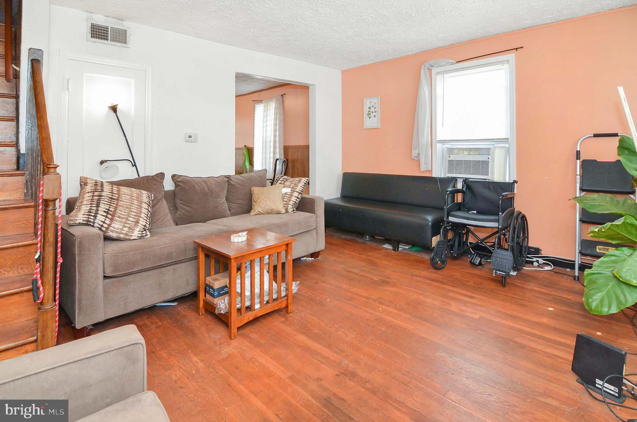 304 Grove Park Road Brooklyn, MD 21225 - Photo 3 of 16