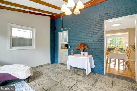 $699,900 | 4789 21st Road North, Arlington, VA 22207