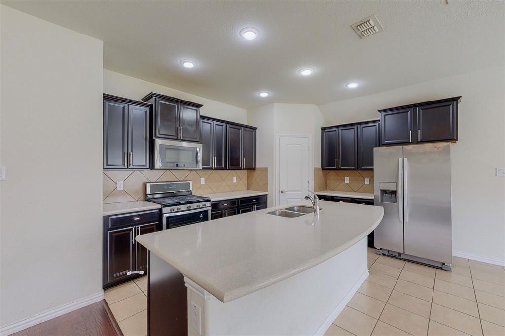 8100 Horseman Road Fort Worth, TX 76131 - Photo 15 of 35