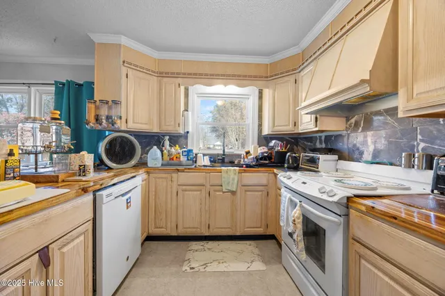 $358,000 | 1907 Essex Street, Kinston, NC 28504