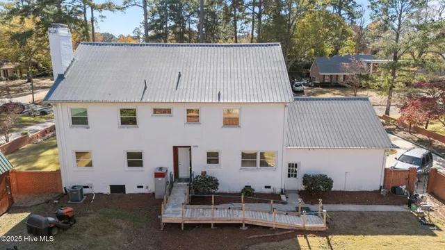 $358,000 | 1907 Essex Street, Kinston, NC 28504