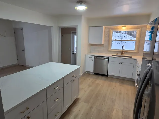 $324,900 | 360 Richard Street, Waukesha, WI 53189