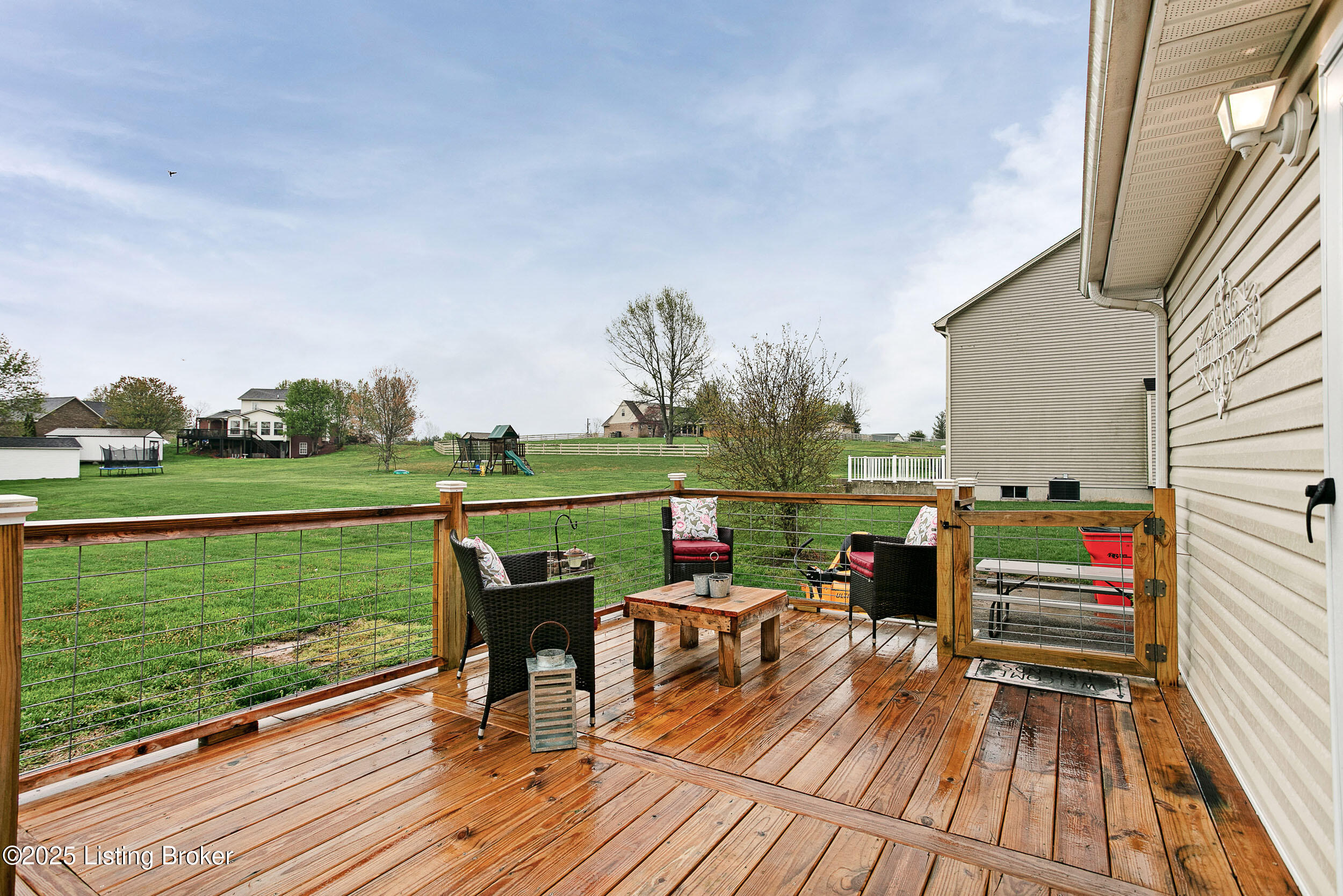 8044 Rineyville Road Rineyville, KY 40162 - Photo 18 of 23 Back Deck