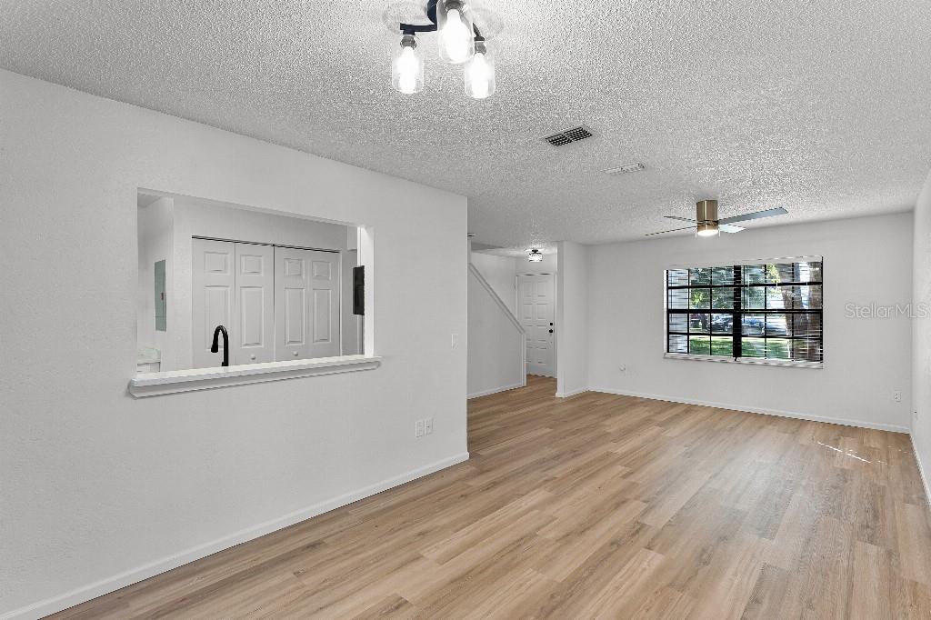 2722 Graduate Court Orlando, FL 32826 - Photo 5 of 20