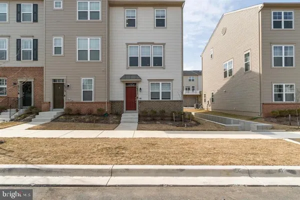 $3,475 | 16211 Coolidge Avenue, Silver Spring, MD 20906