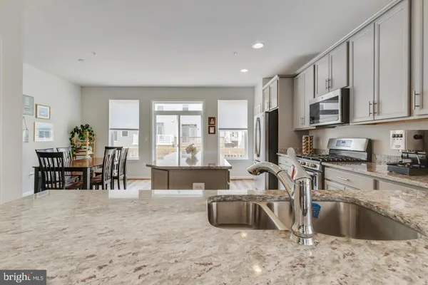 $3,475 | 16211 Coolidge Avenue, Silver Spring, MD 20906